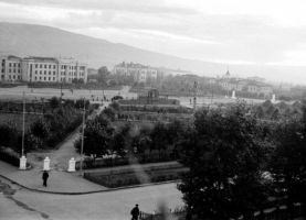 Вид на площадь Ленина и задание штаба Забайкальского военного округа